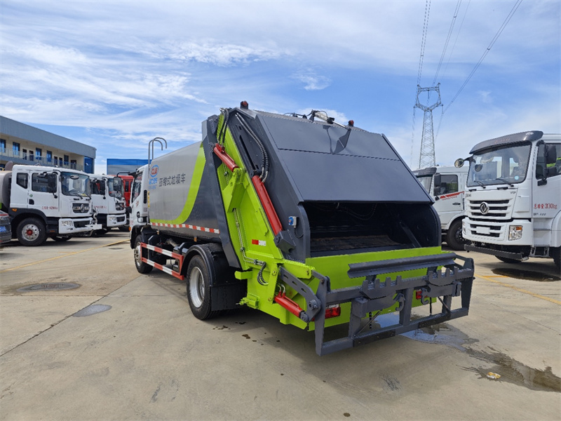 湖北 國六9立方東風多利卡D7 壓縮垃圾車